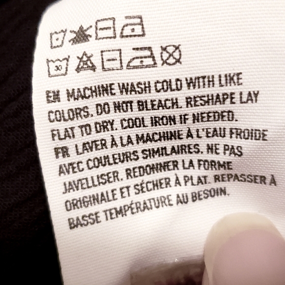 American Eagle Black Blouse with Embroidery Size SP - Picture 8 of 8